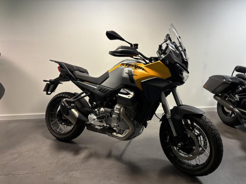 MOTO GUZZI STELVIO