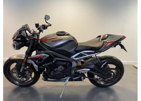 TRIUMPH STREET TRIPLE 765 RS
